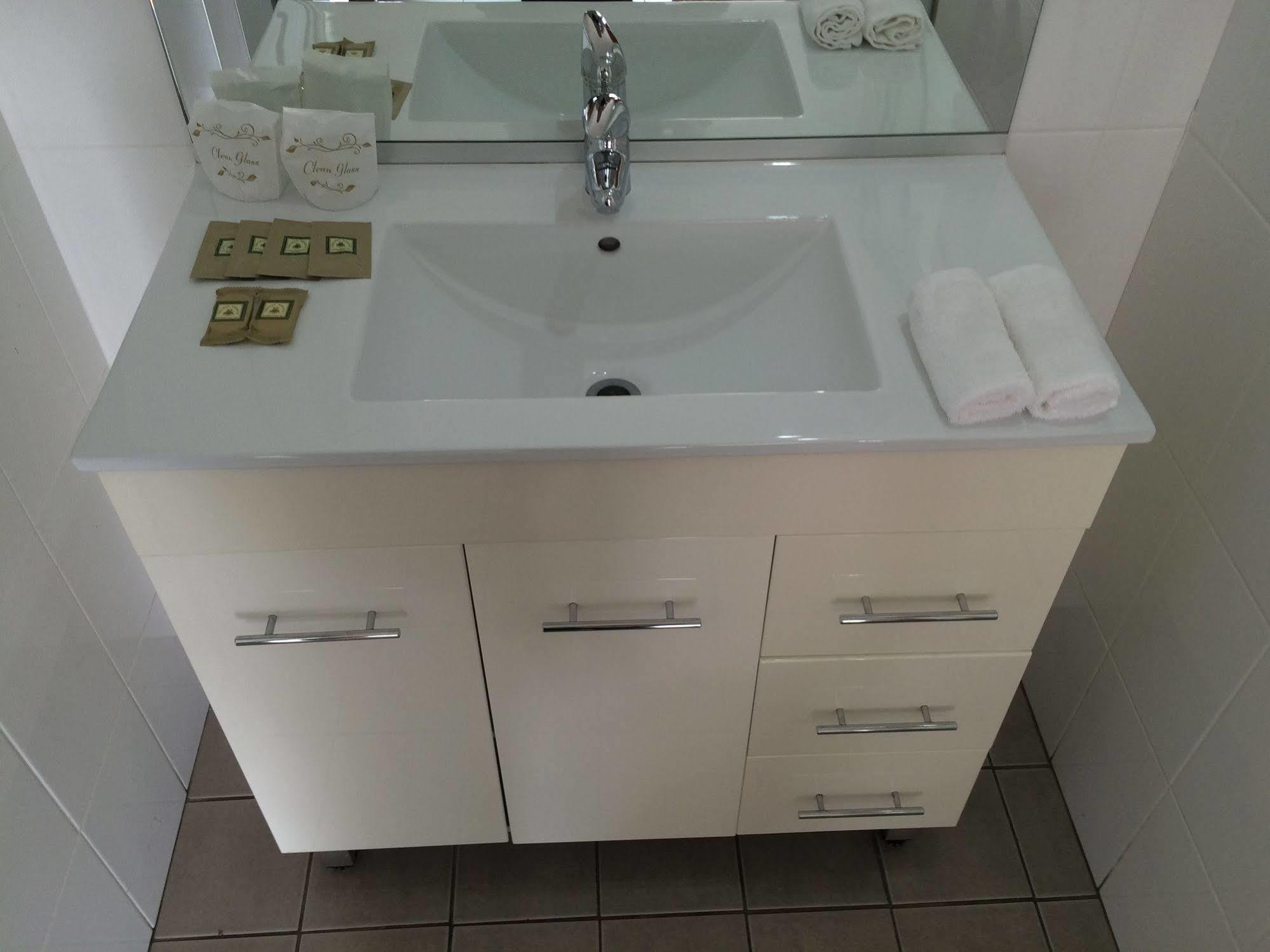Liberty Plains Motor Inn Sidney Dış mekan fotoğraf
